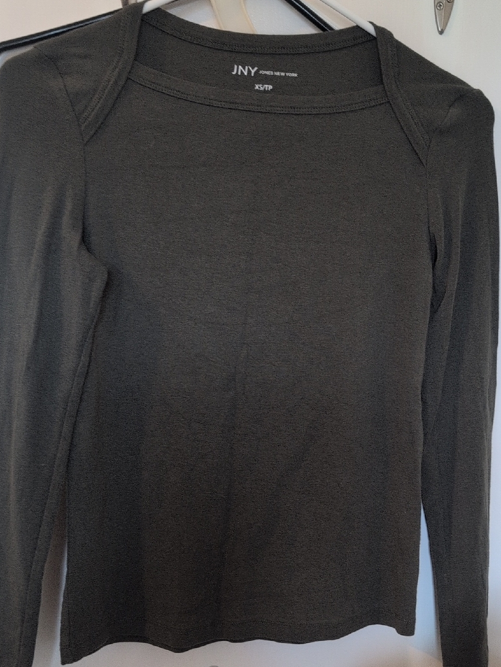 Jones New York Olive Green Long Sleeve Crewneck Top